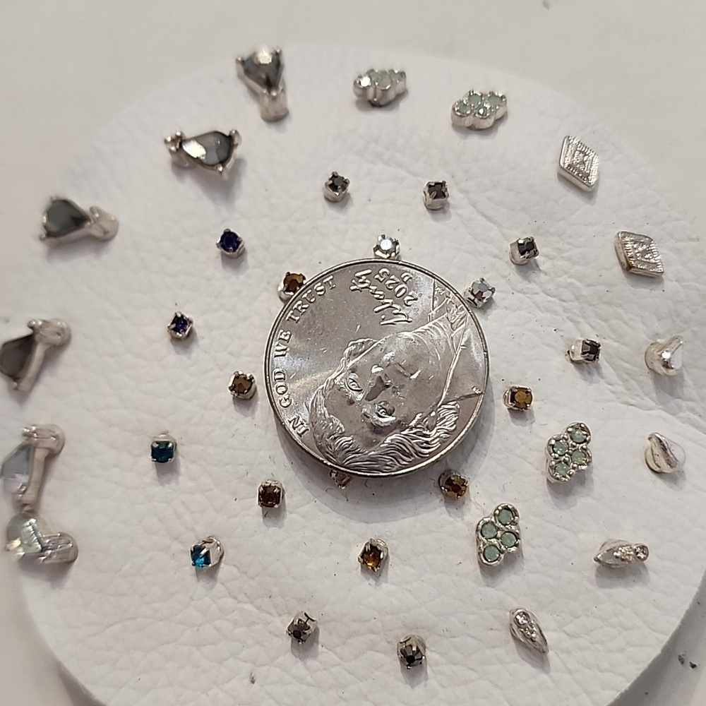 Free People Multicolor Stud Earrings Set 10+ - Picture 5 of 6